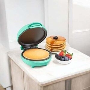 Nostalgia MyMini Personal Electric Griddle 5" Nonstick Teal Compact Cooking NIB
